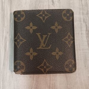 LOUIS VUITTON Monogram Wallet Bi-fold Billets 6 Credit